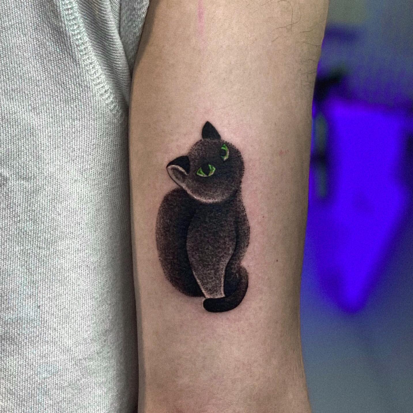 Black Cat Tattoo Ideas 23