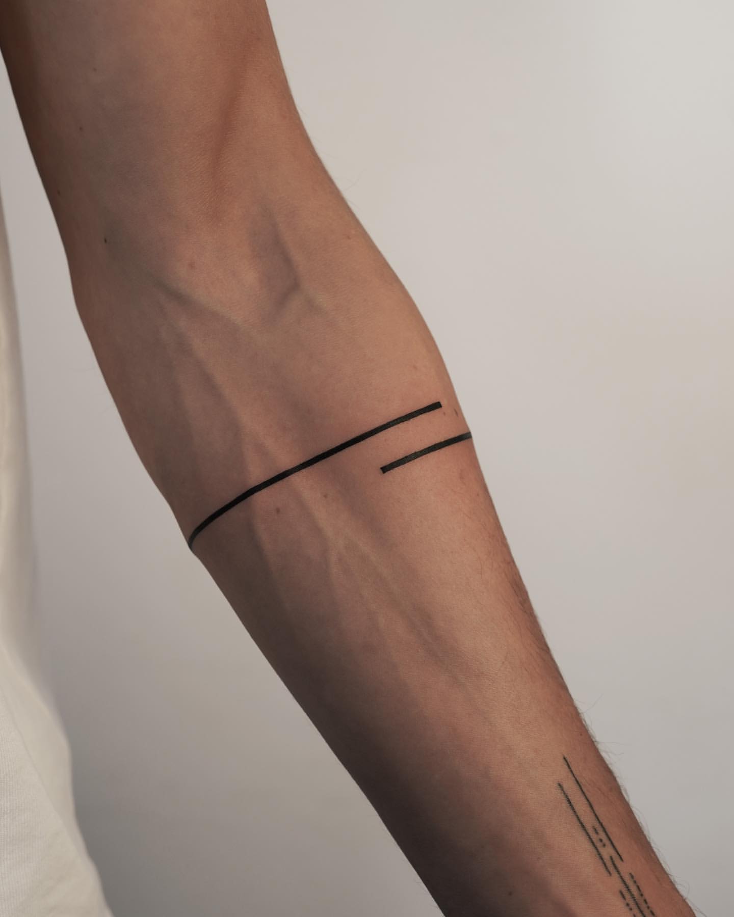 Armband Tattoo Ideas 24