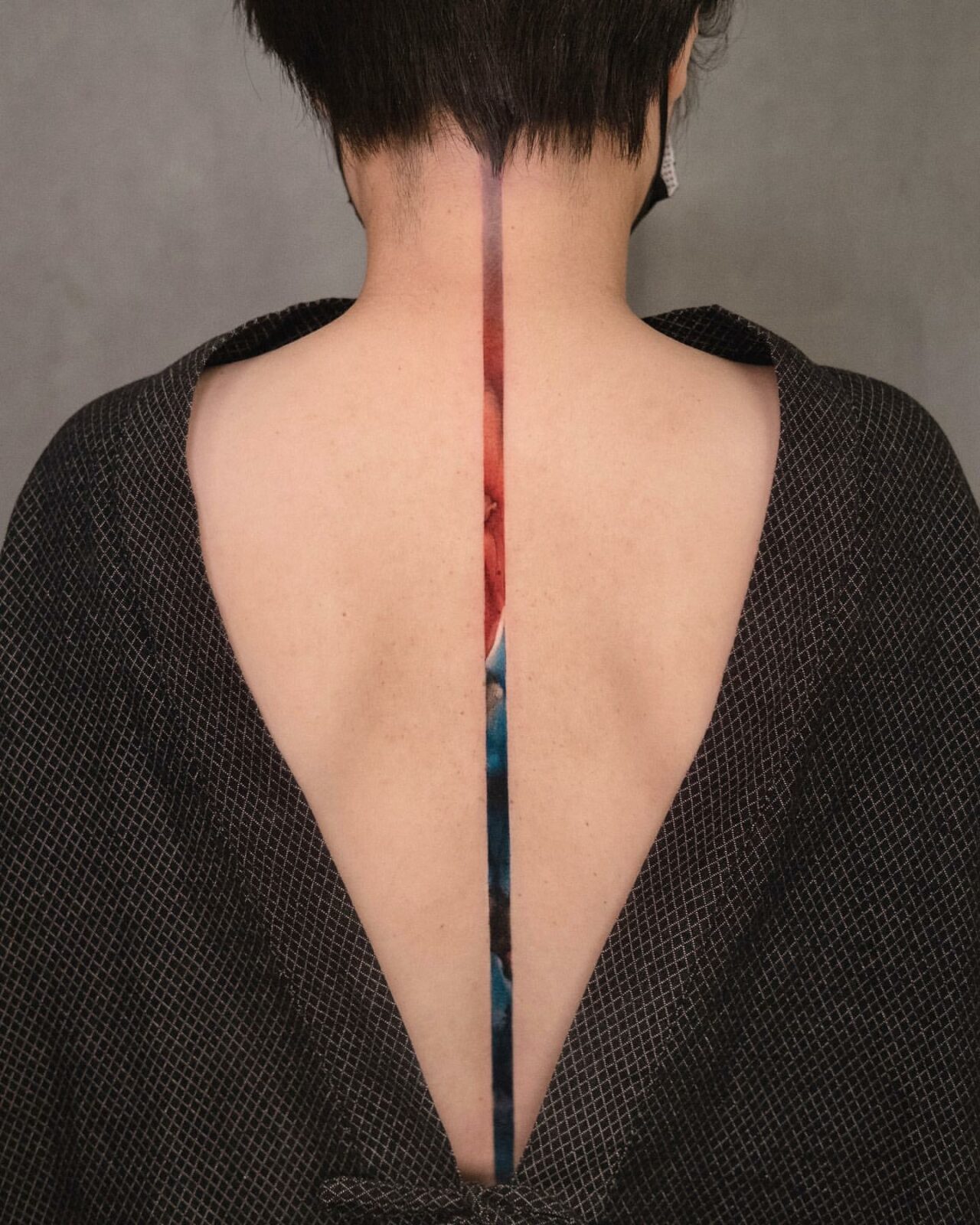 34 Feminine Back Tattoo Ideas for Women in 2024