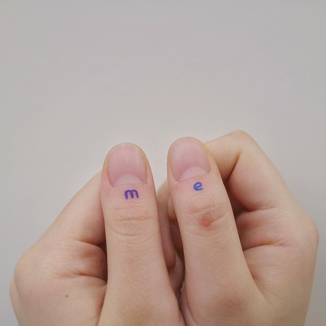Finger Tattoos for Women 1