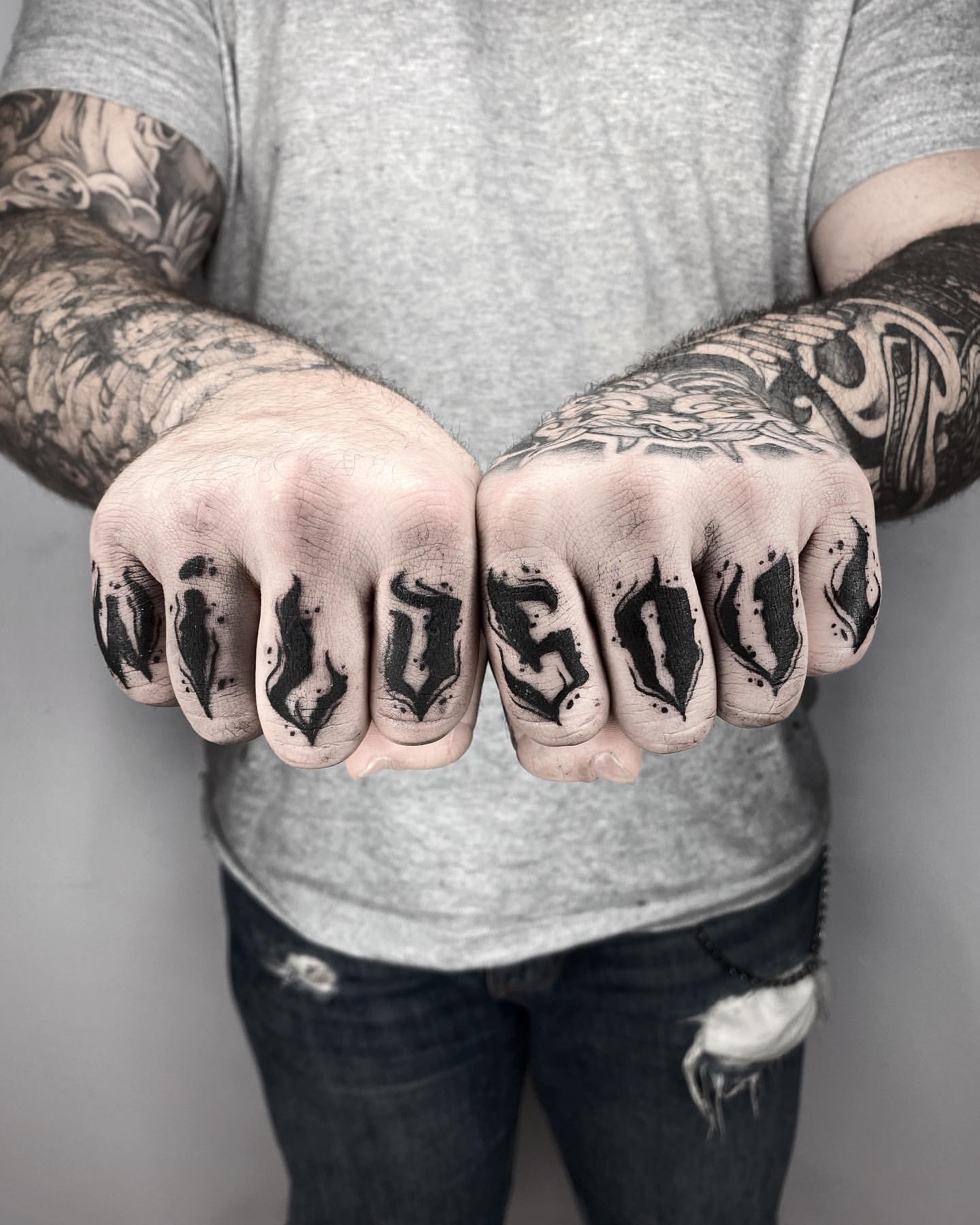 Knuckle Tattoo Ideas 4