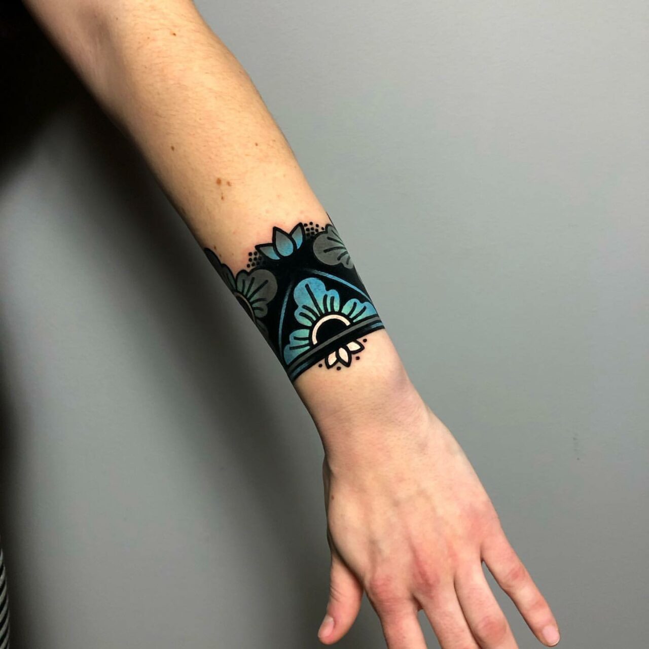 30 Wonderful Wrist Tattoo Ideas for Women in 2023