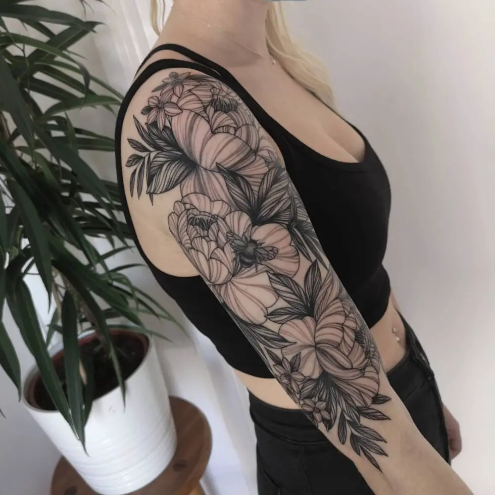 33 Captivating Half Sleeve Tattoos for Women in 2024