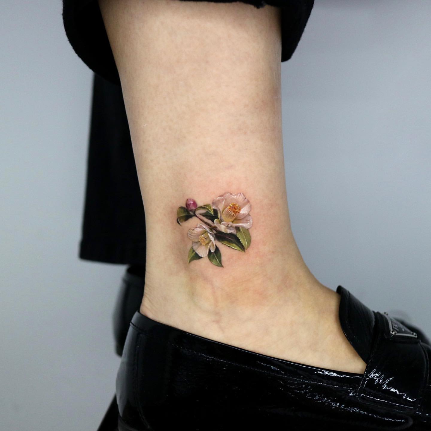 Ankle Tattoos for Women 5