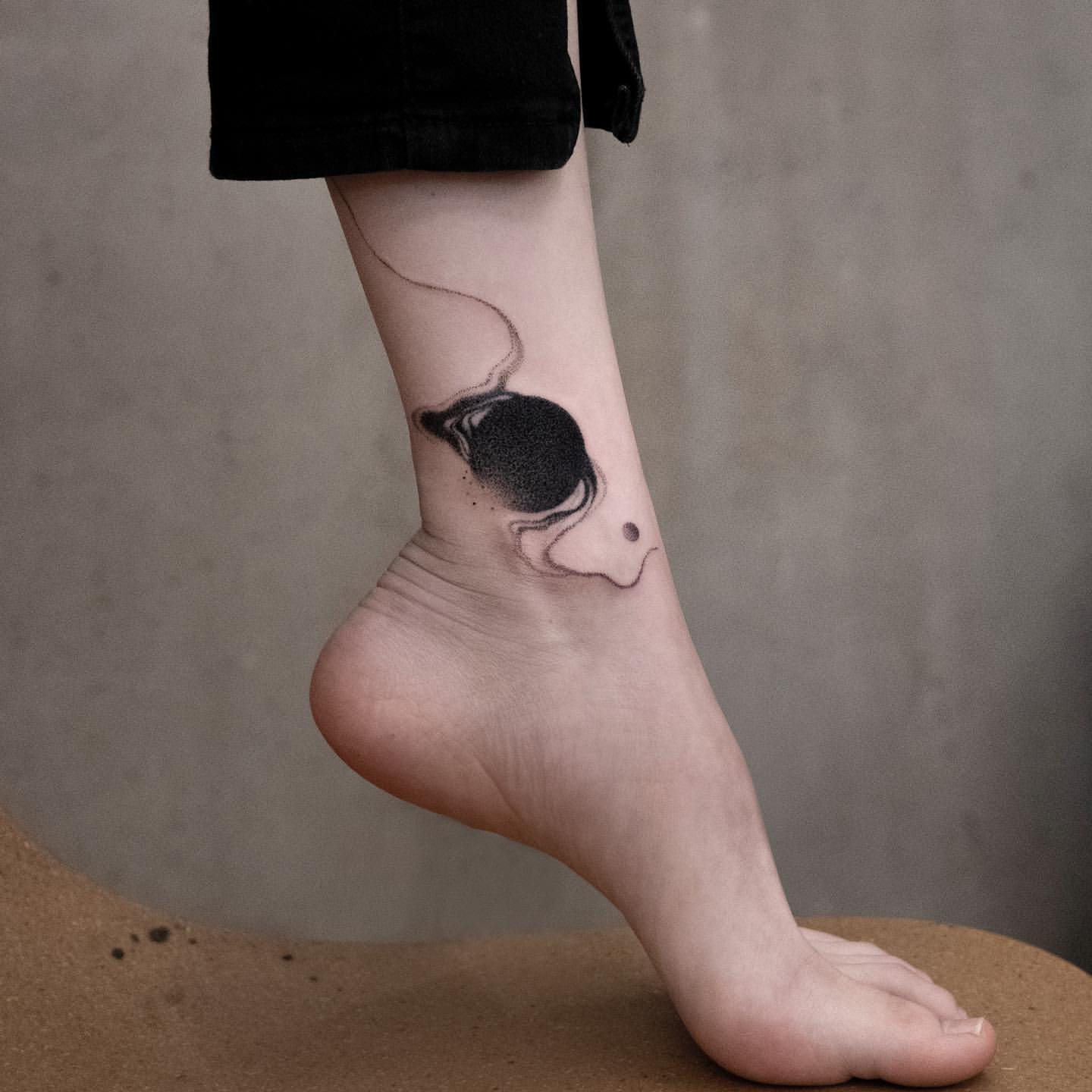 Ankle Tattoos for Women 8