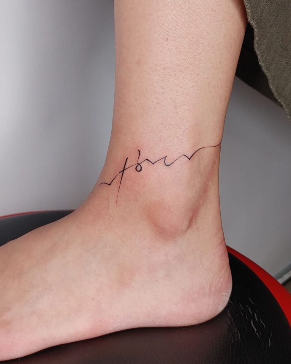 33 Wonderful Wrap Around Ankle Tattoos in 2023