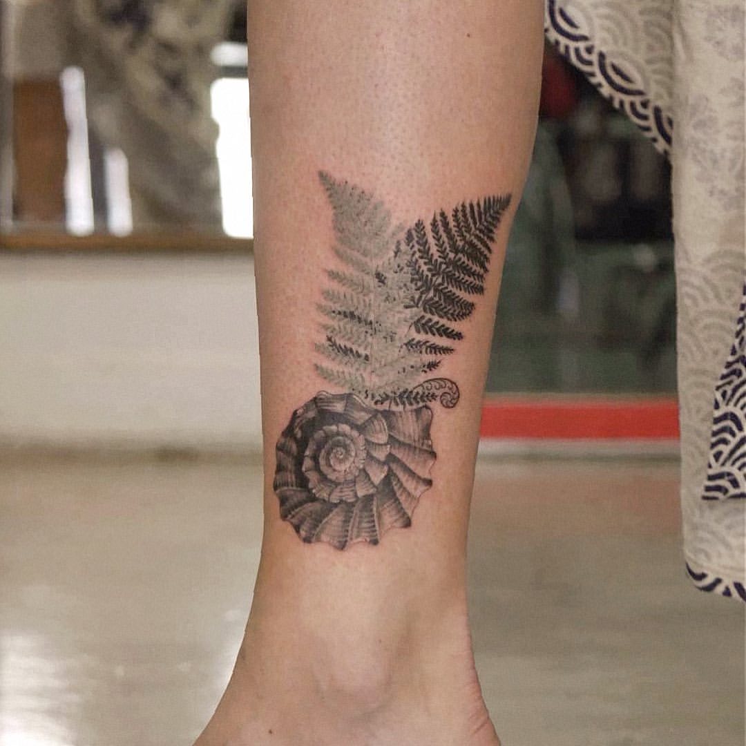Ankle Tattoos for Women 12