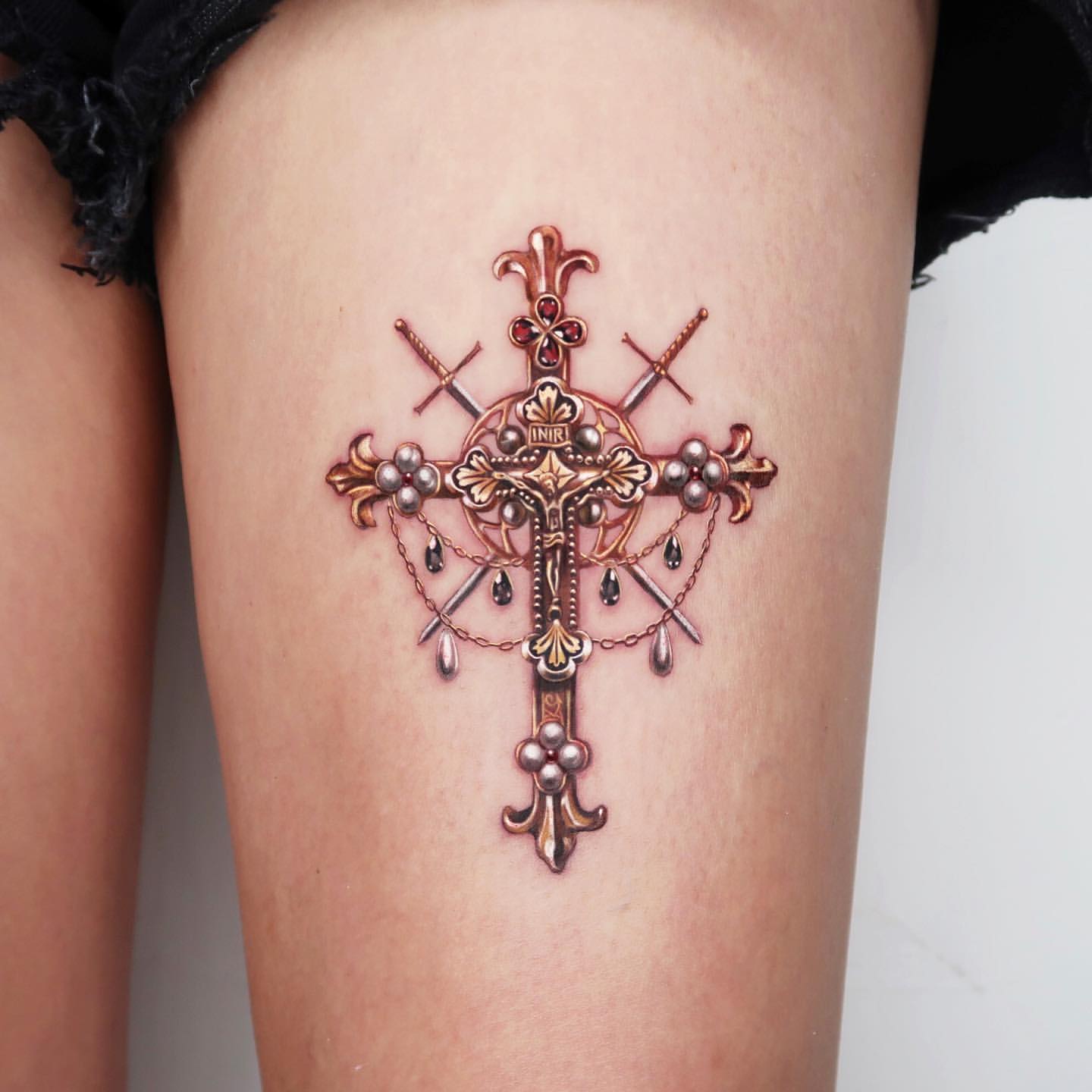 Cross Tattoo Ideas For Women 16