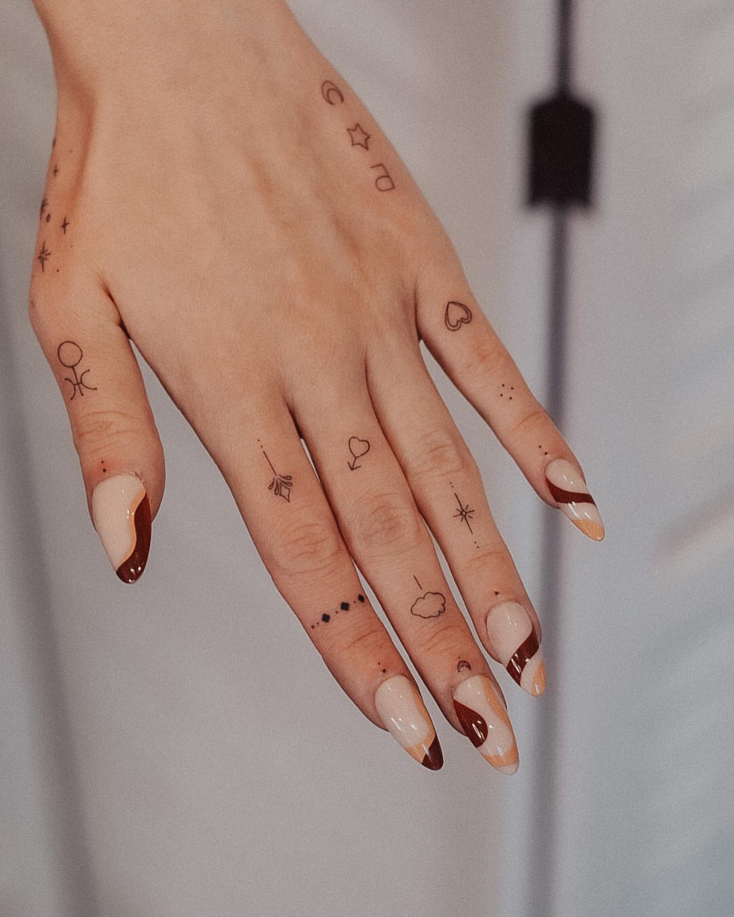 Ring Finger Tattoo Ideas 13