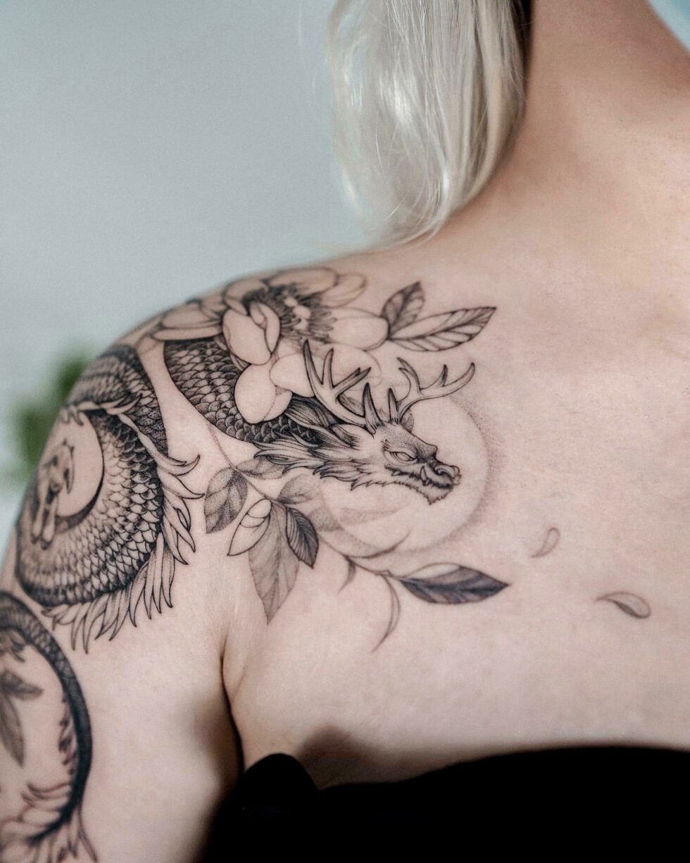 30 Stunning Shoulder Tattoo Ideas in 2024