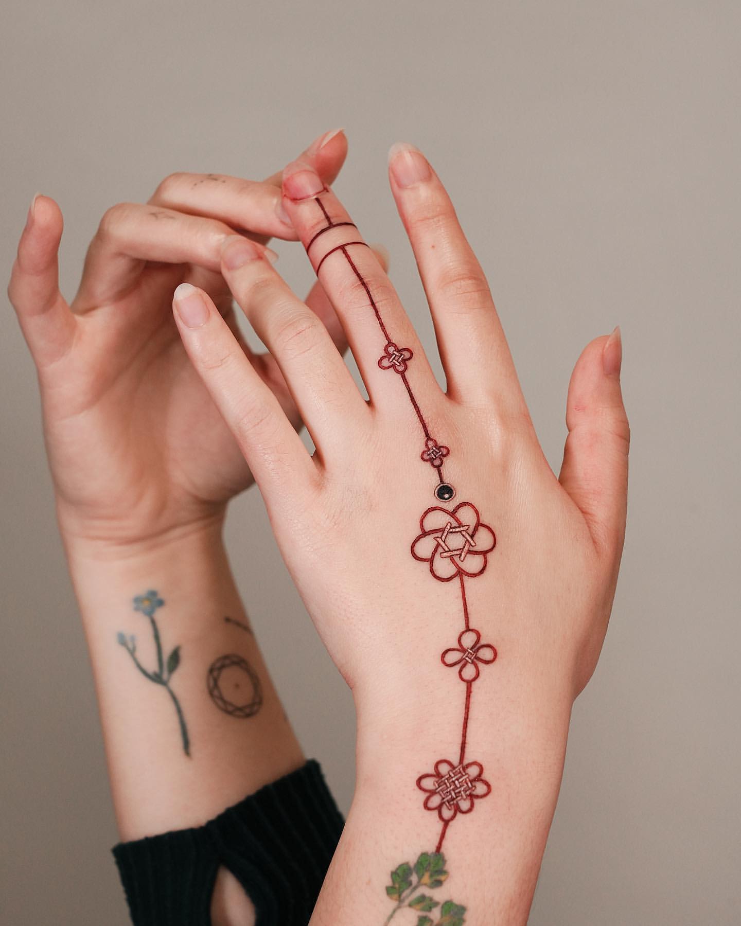 Finger Tattoos for Women 6