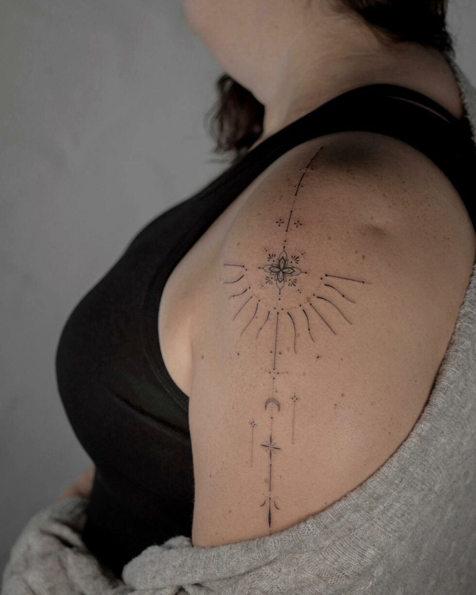 Elegant Tattoo Ideas for Light Shoulder Placement