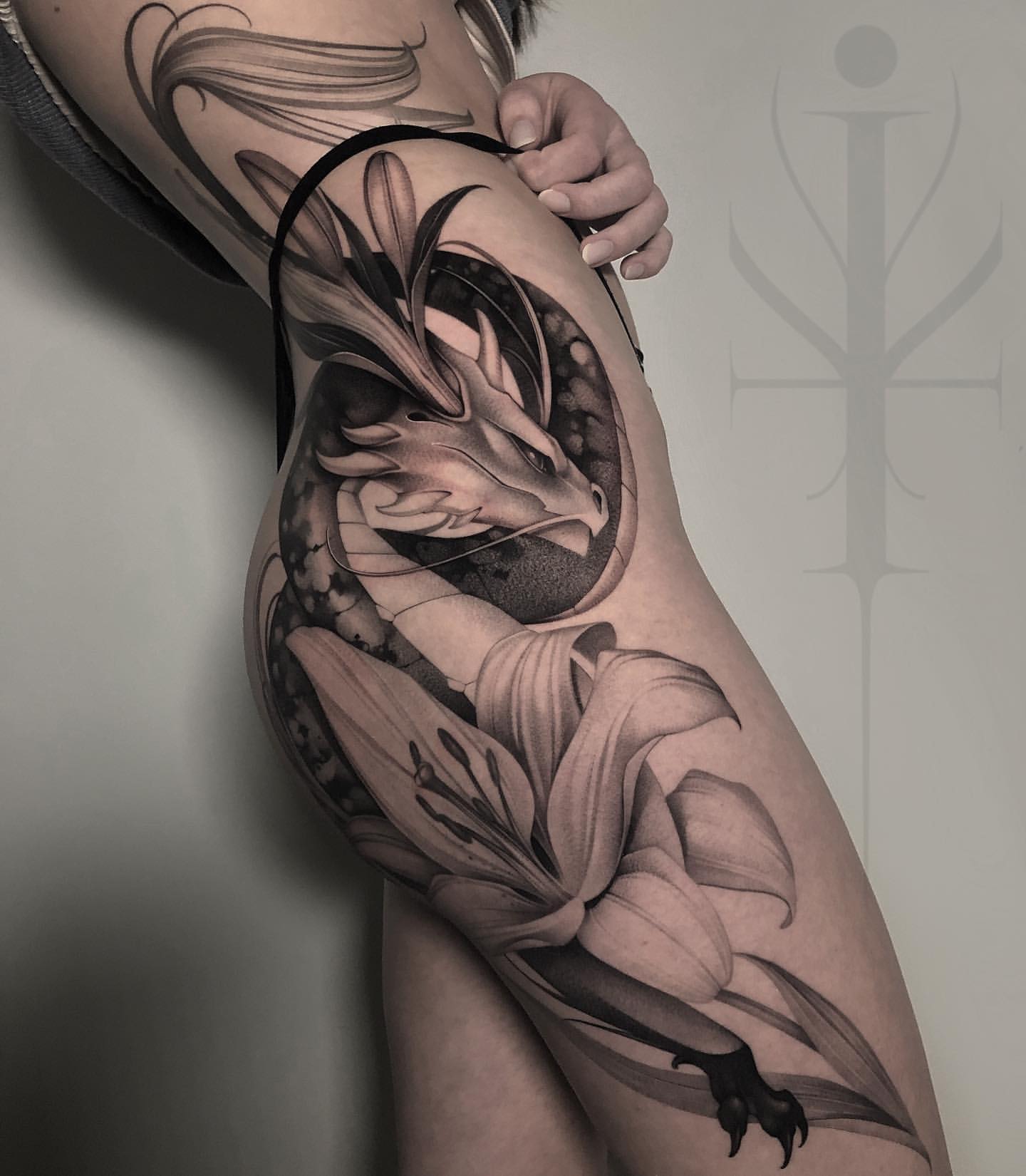 Dragon Tattoos for Women 16