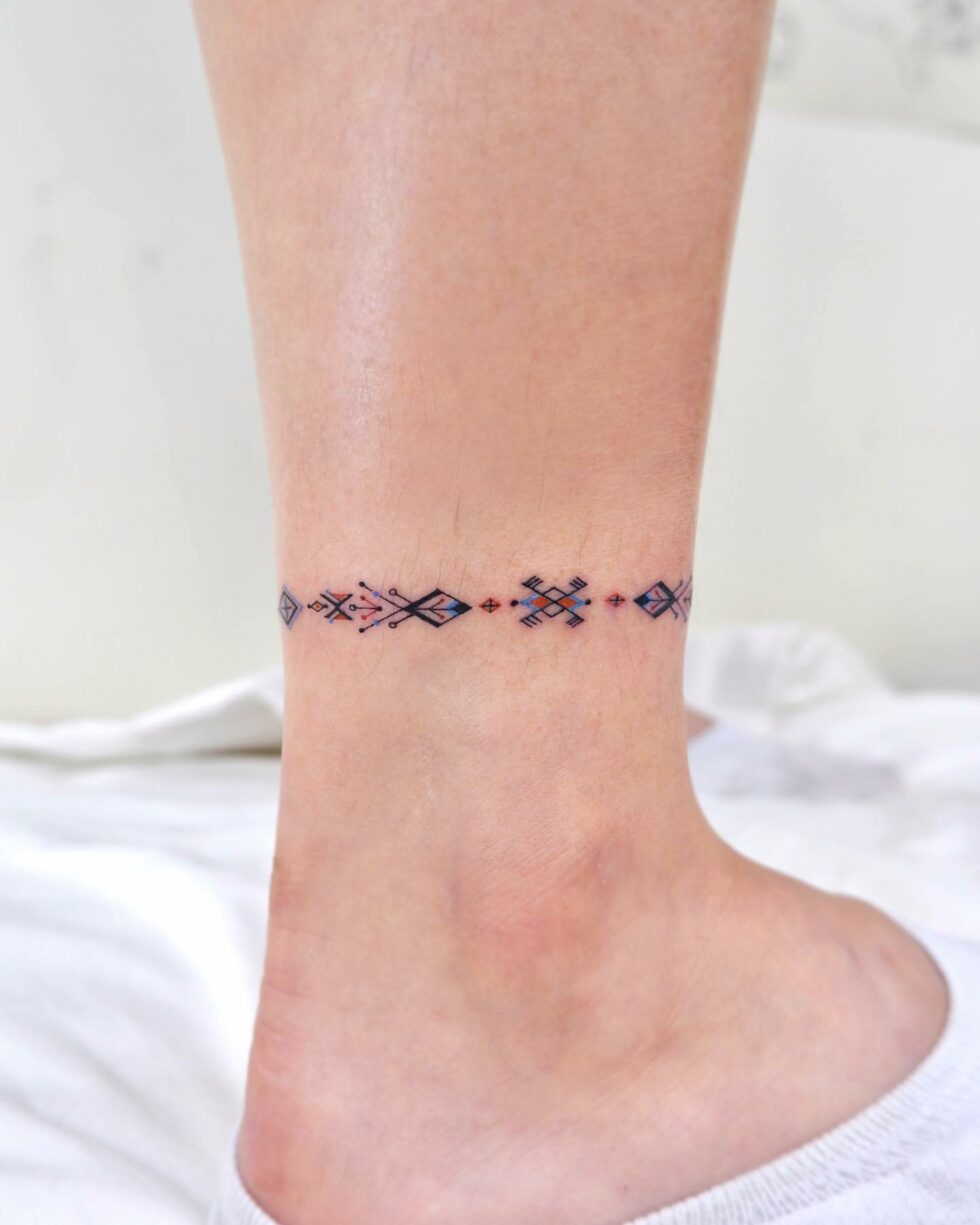 33 Wonderful Wrap Around Ankle Tattoos in 2023