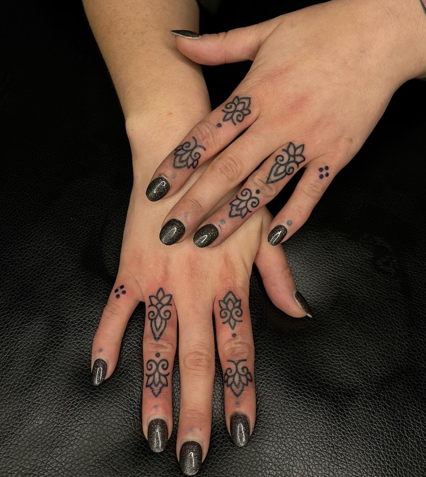 Ring Finger Tattoo Ideas 25