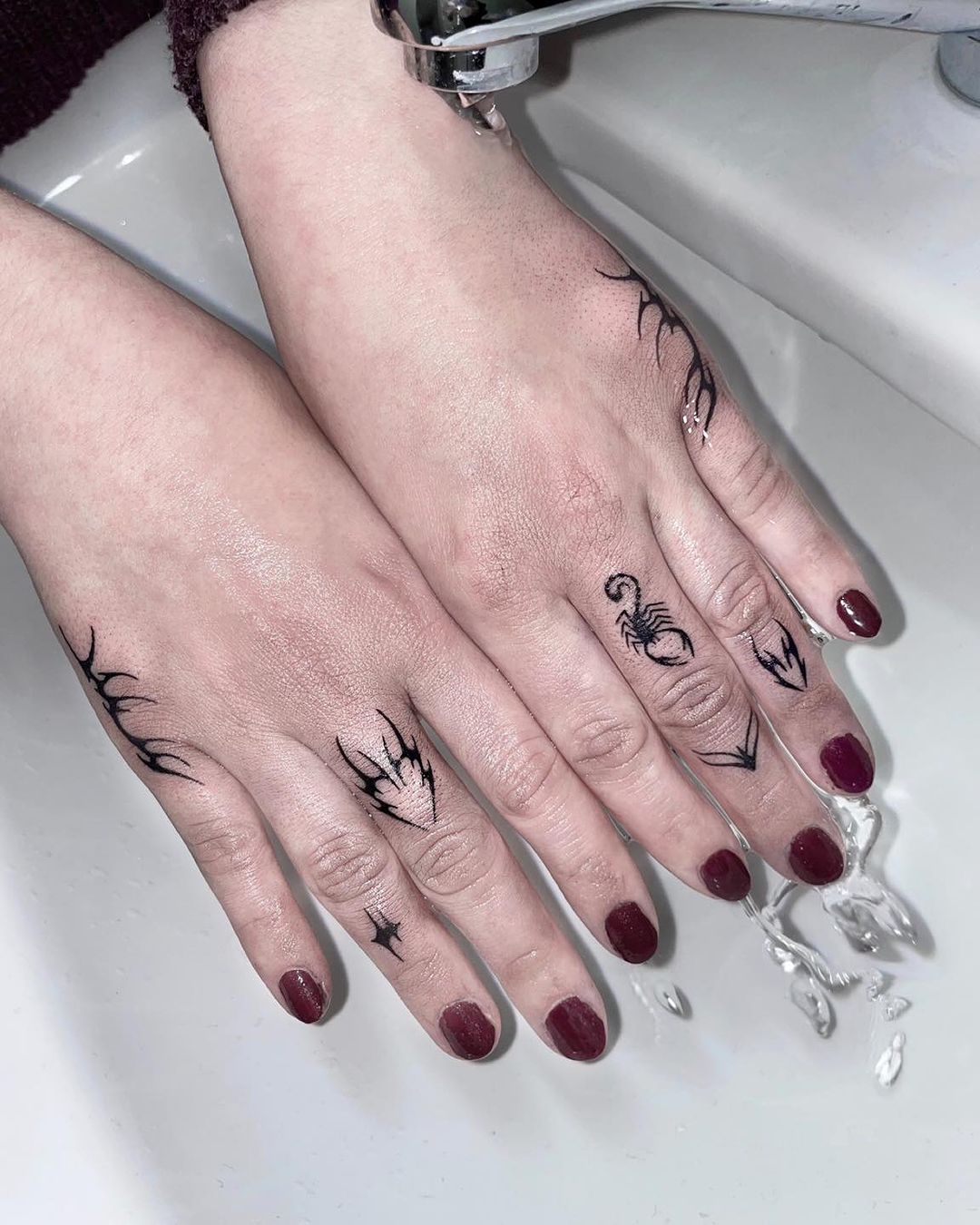 Finger Tattoos for Women 14