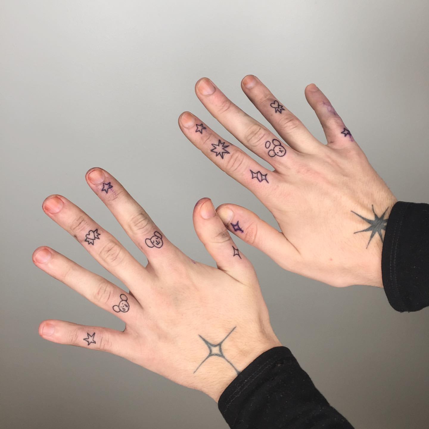 Finger Tattoos for Women 17