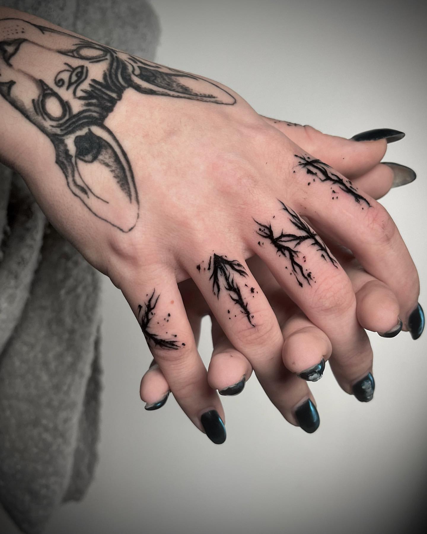 Finger Tattoos for Women 18