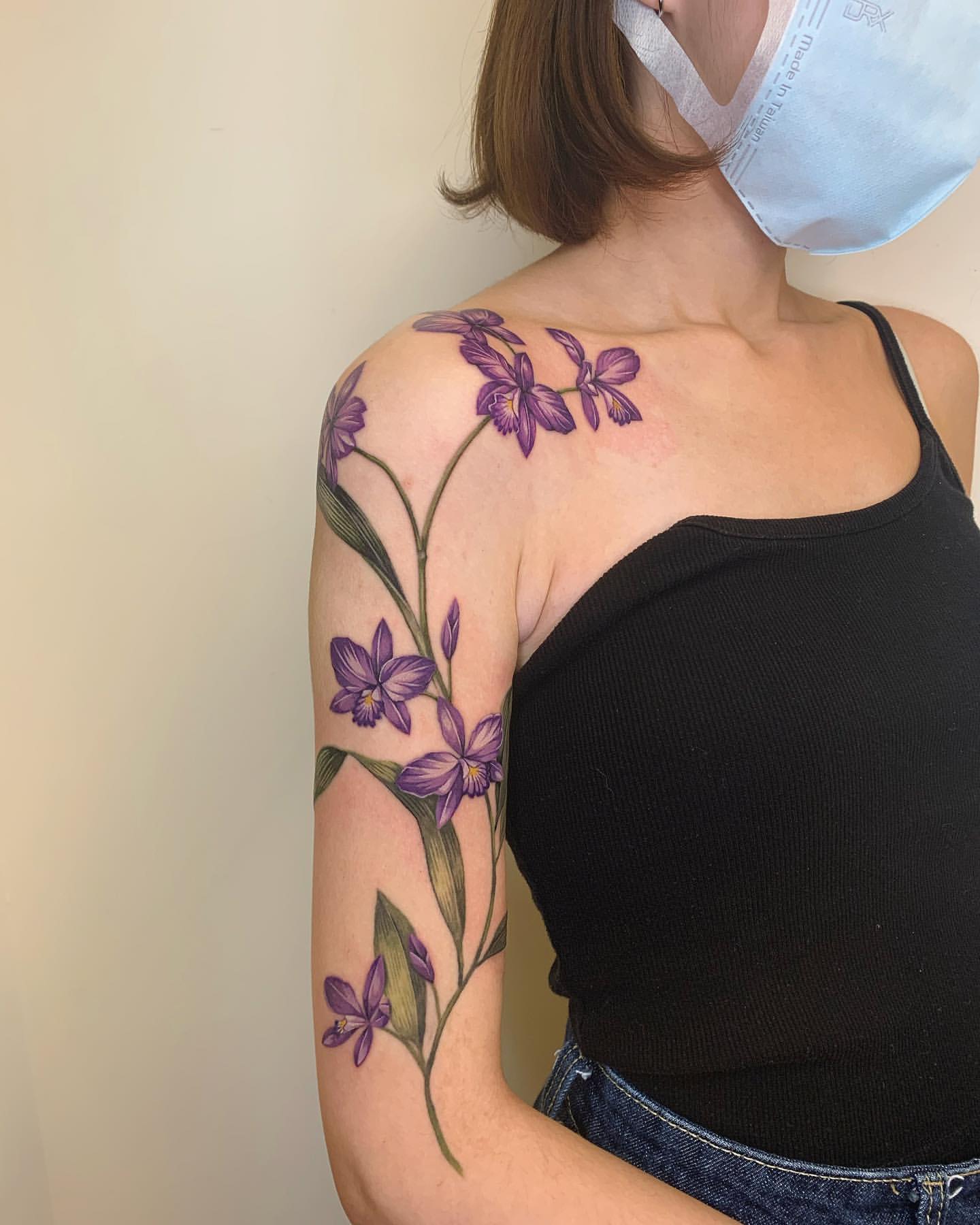 Shoulder Tattoos for Women 11