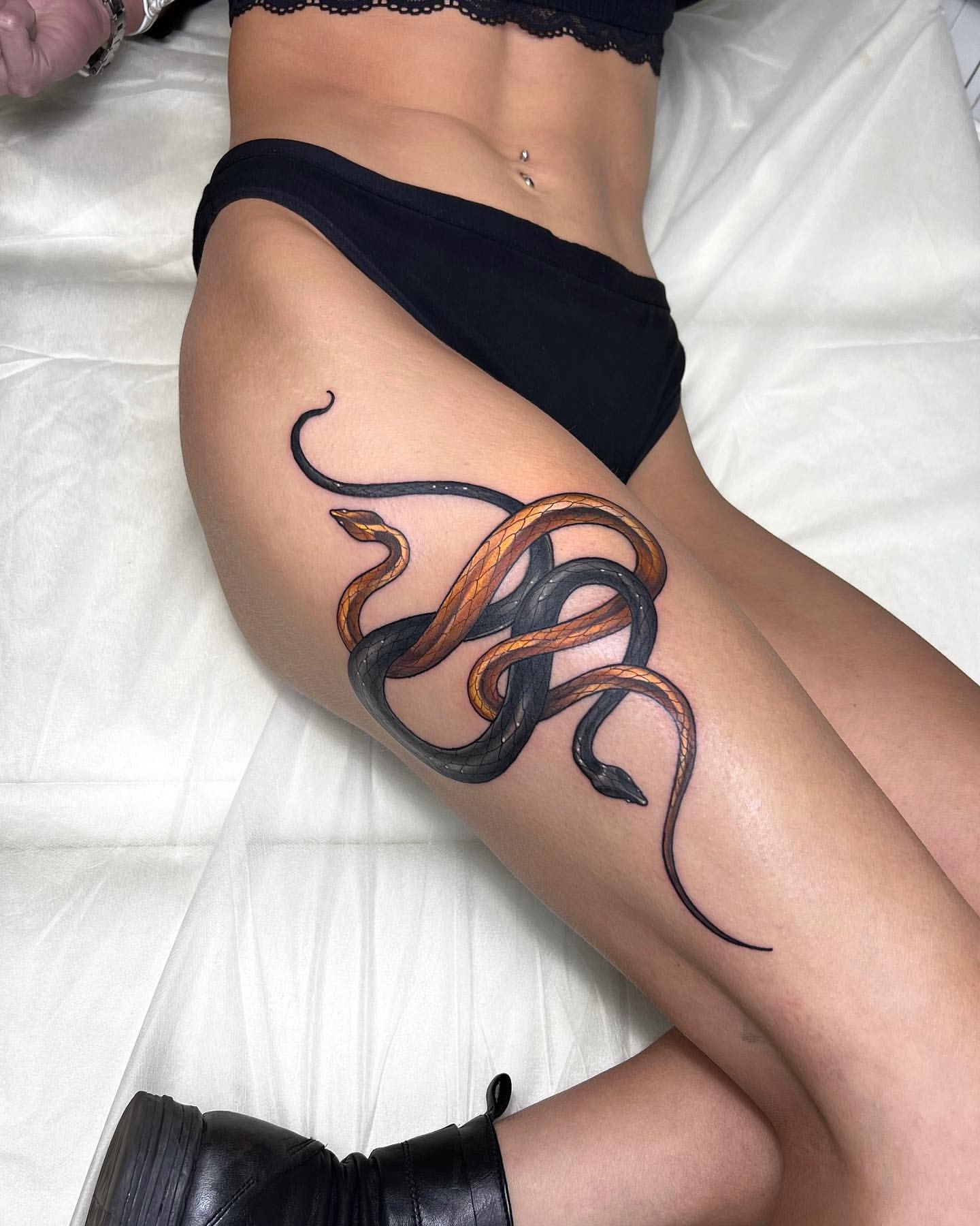 Spine Tattoos for Women 55
