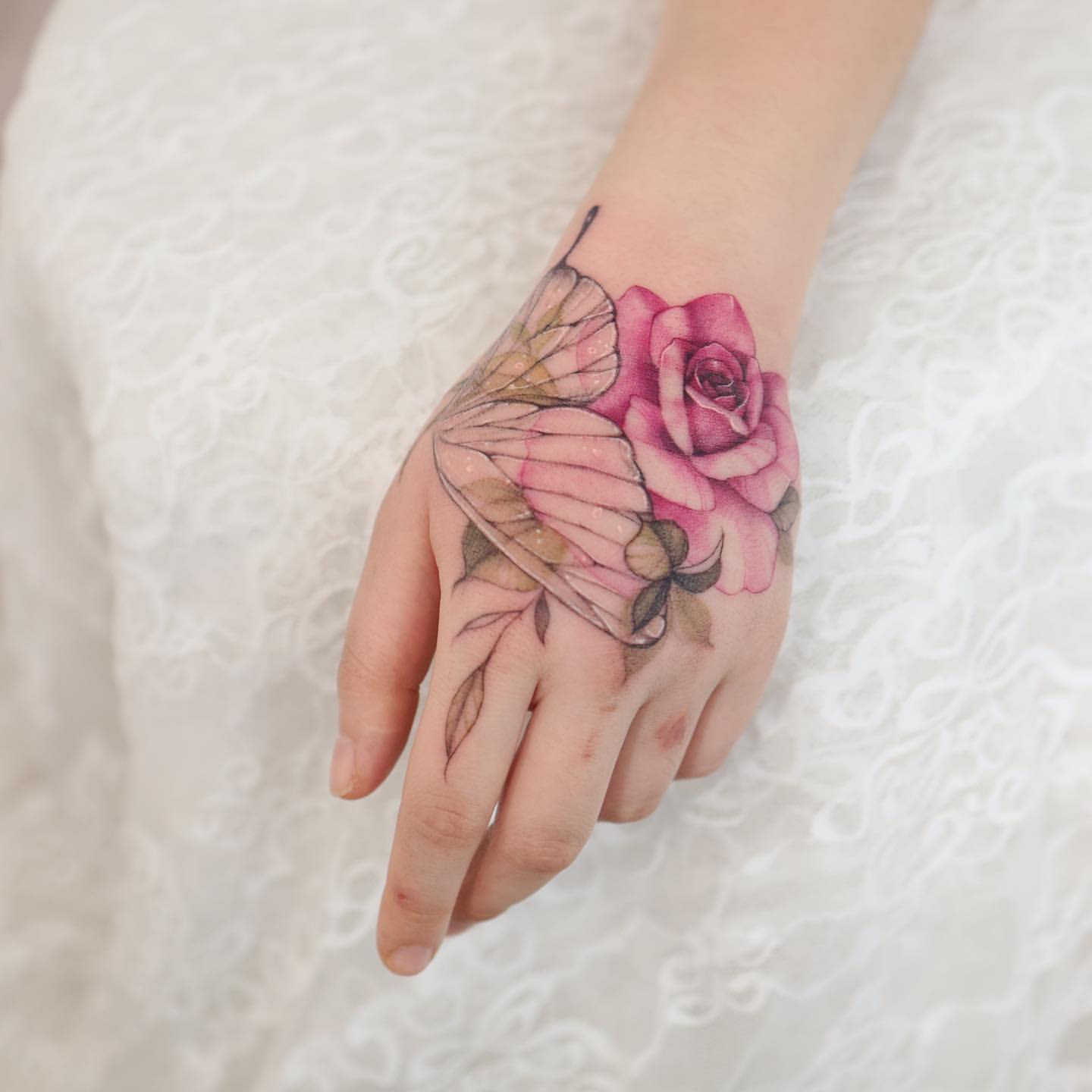 Hand Tattoos for Women 7