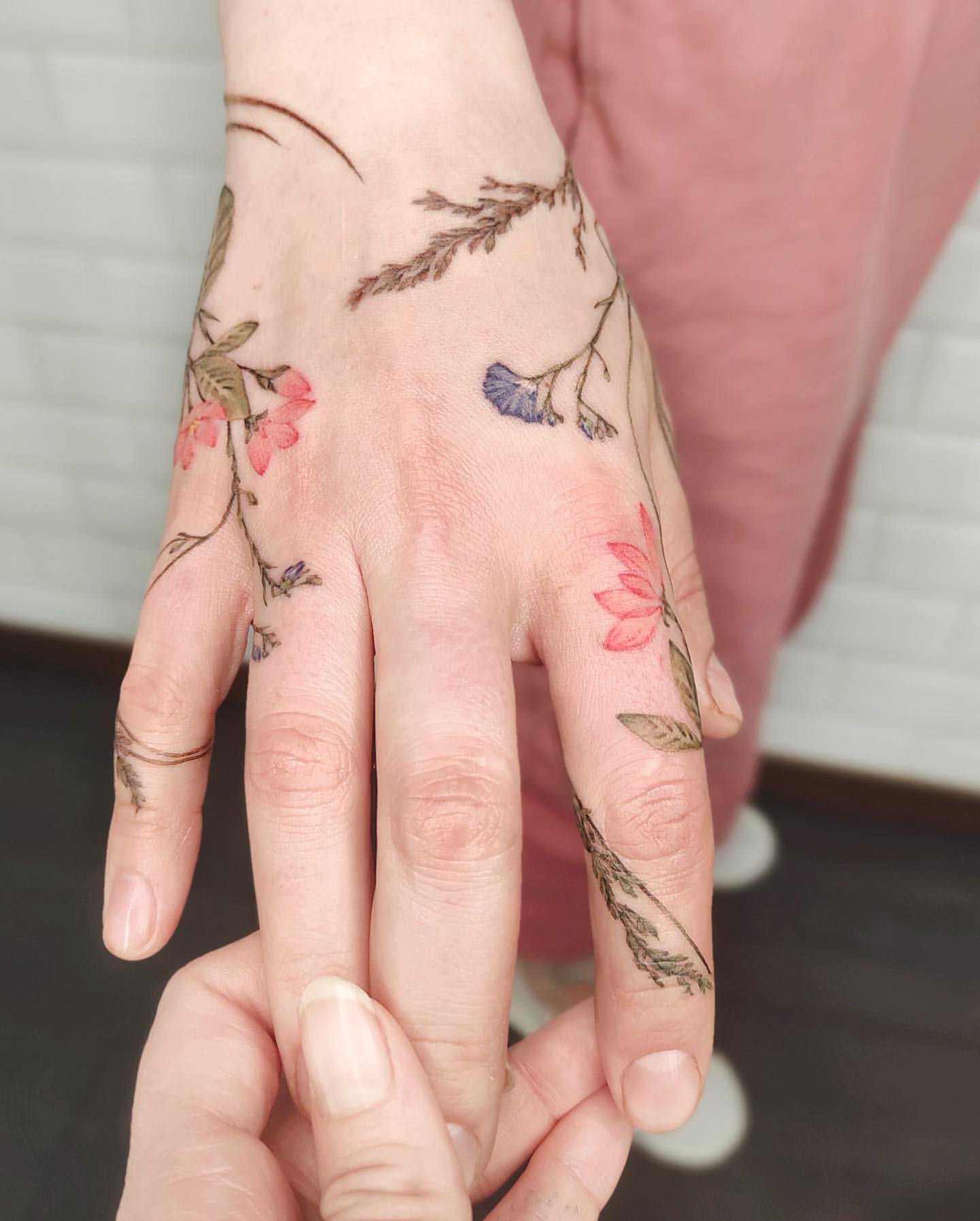 Hand Tattoos for Women 8