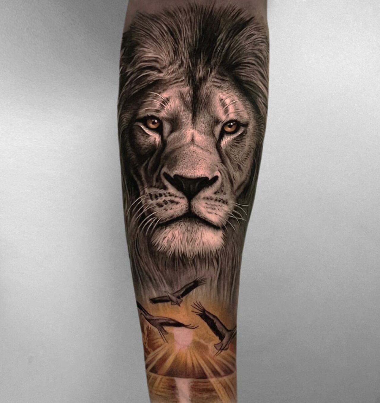 33 Impressive Lion Tattoos for Men in 2024