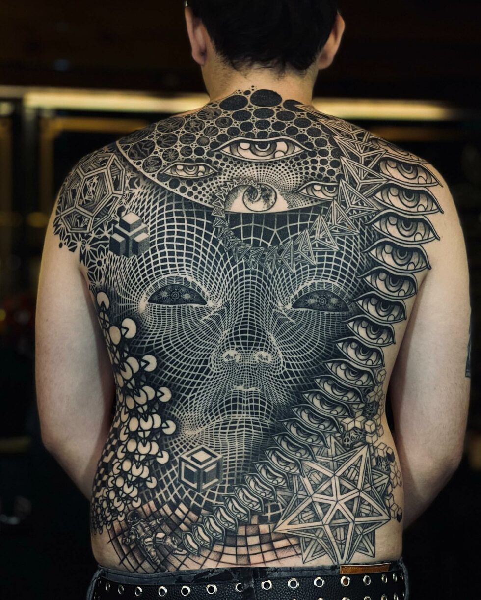 33 Amazing Geometric Tattoo Ideas for Men in 2024