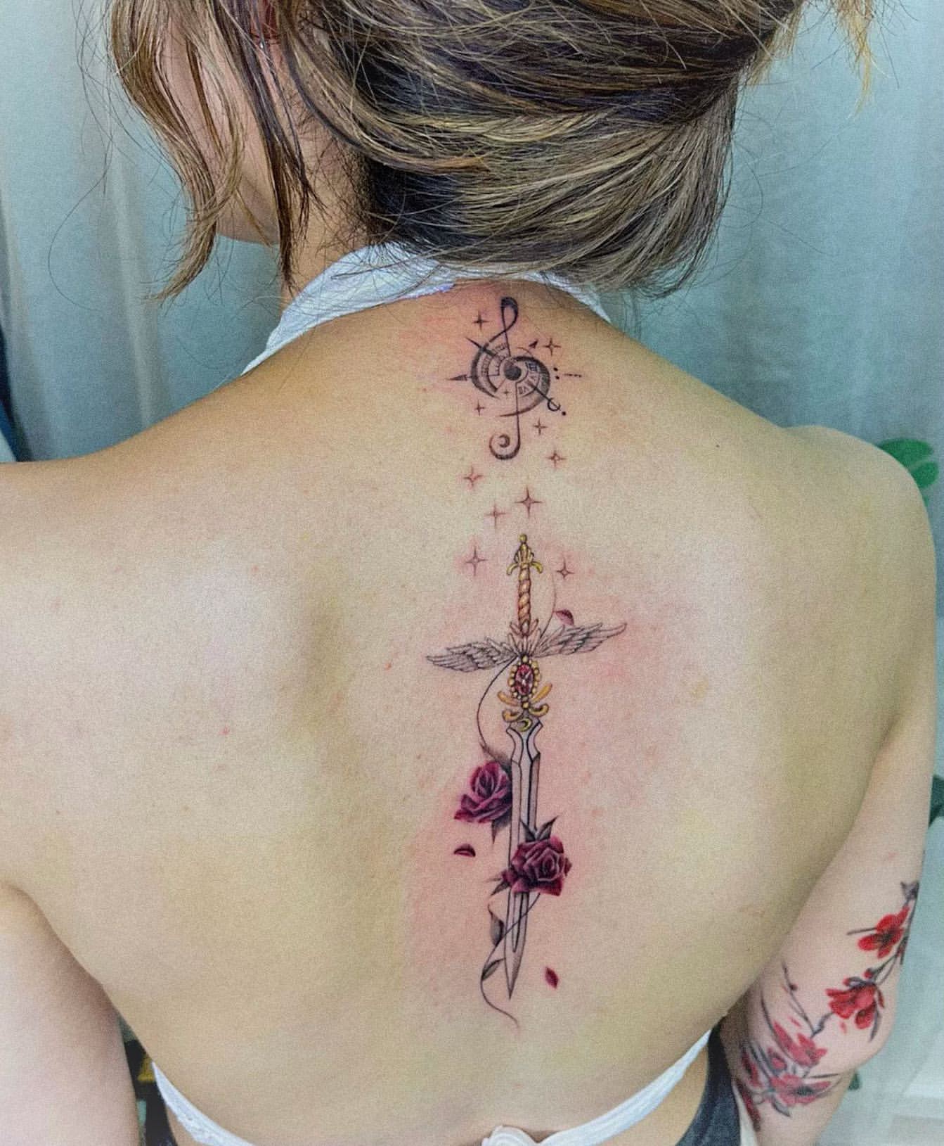 Spine Tattoos for Women 16