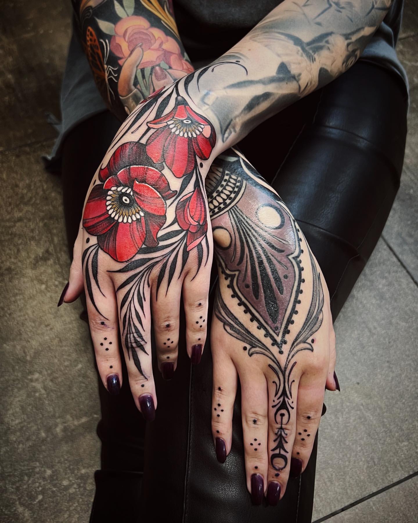 Hand Tattoos for Women 12