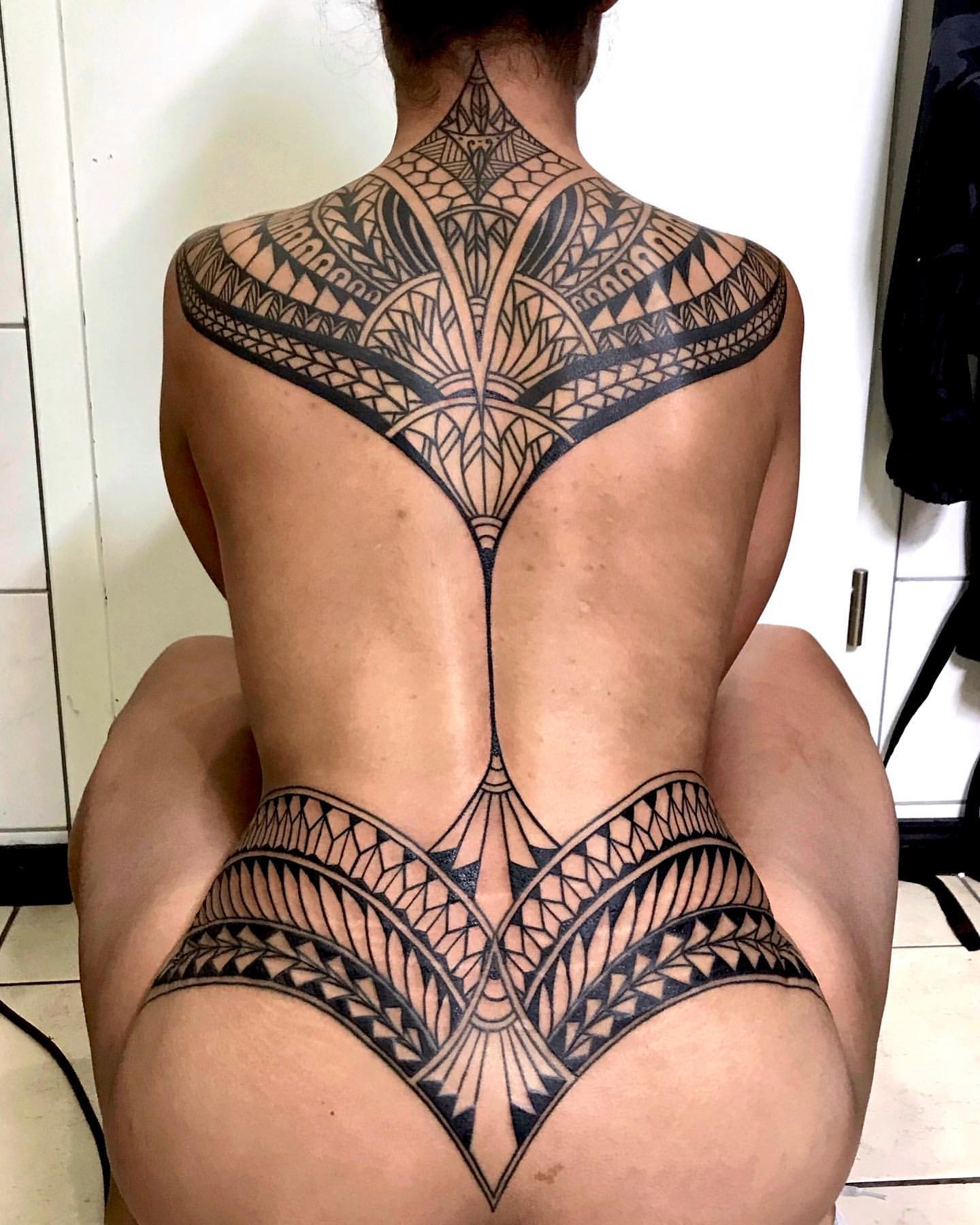 Back Tattoo Ideas for Women 66
