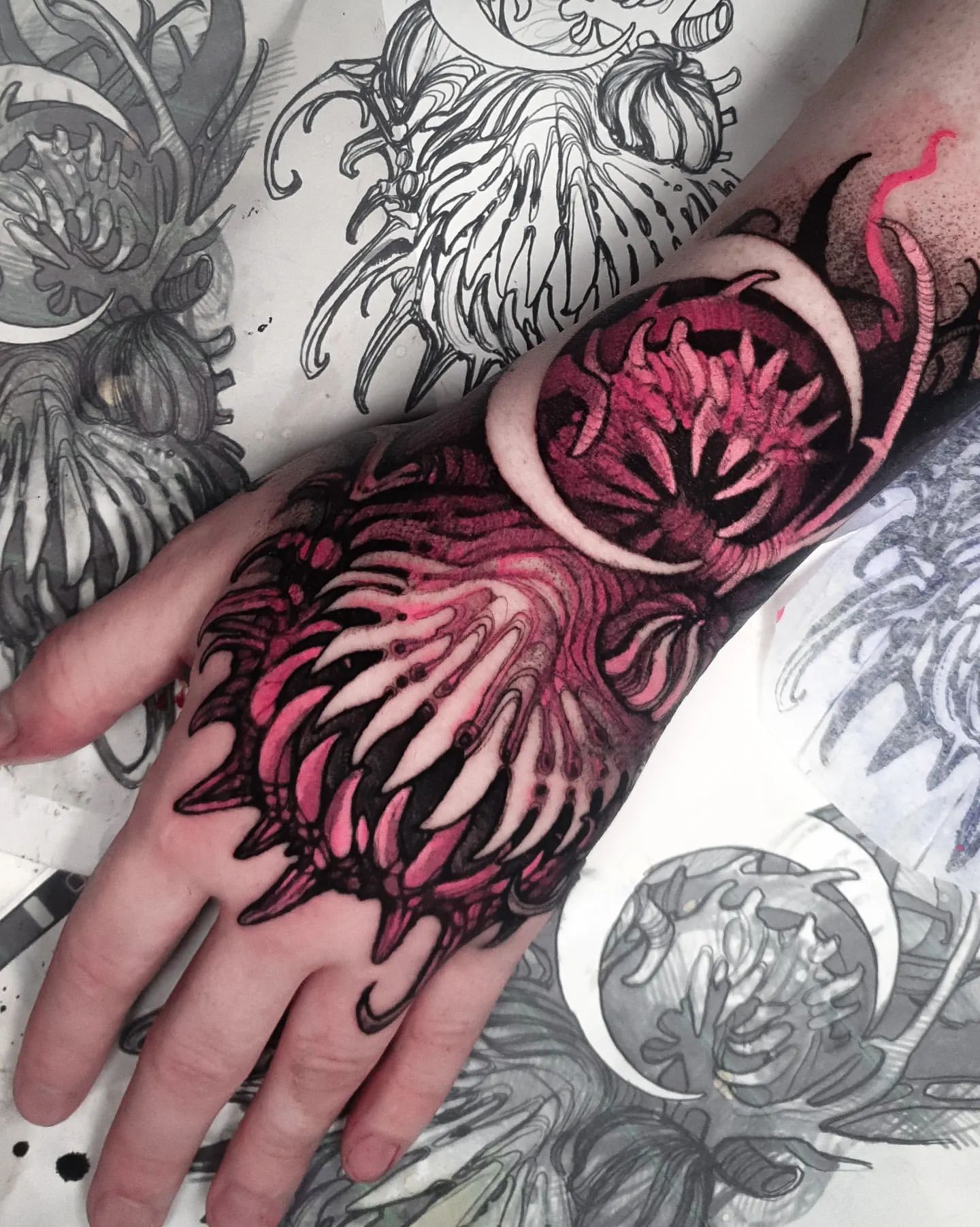 Hand Tattoos for Women 22