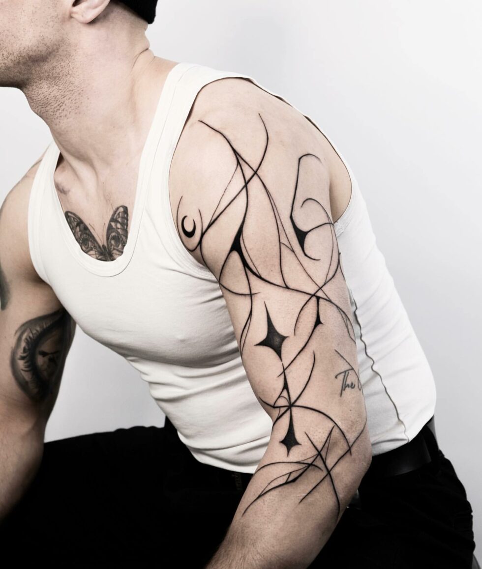33 Captivating Half-Sleeve Tattoos for Men in 2024