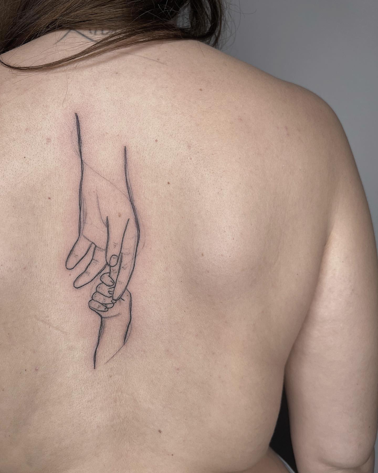 Spine Tattoos for Women 34