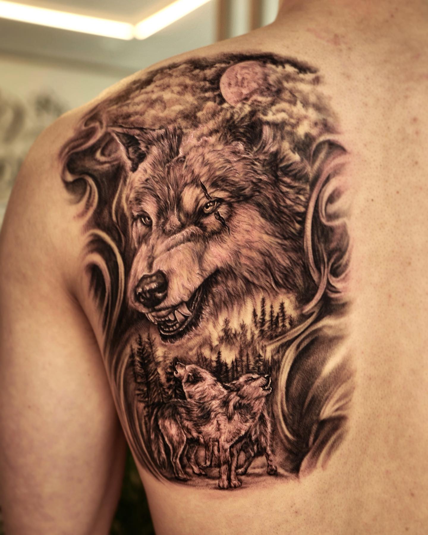Wolf Tattoos for Men 25