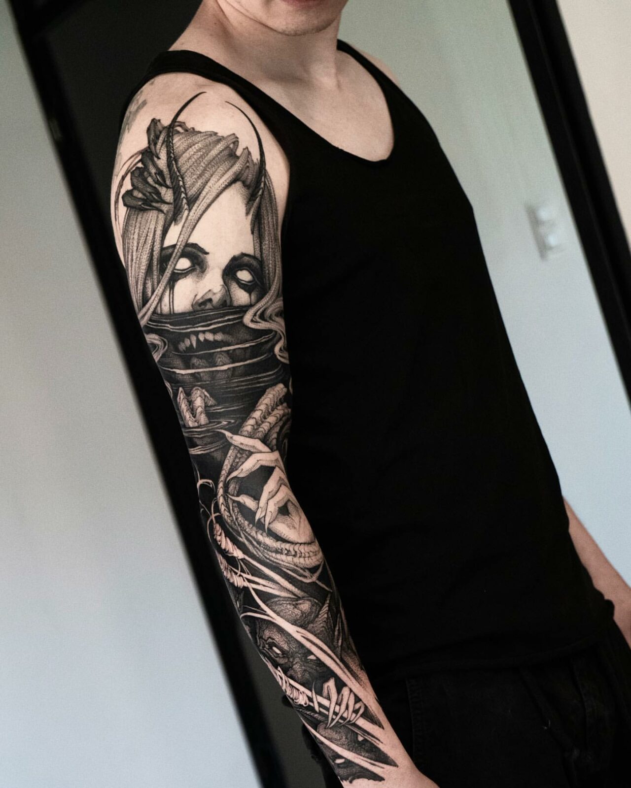 33 Striking Sleeve Tattoos for Men in 2024