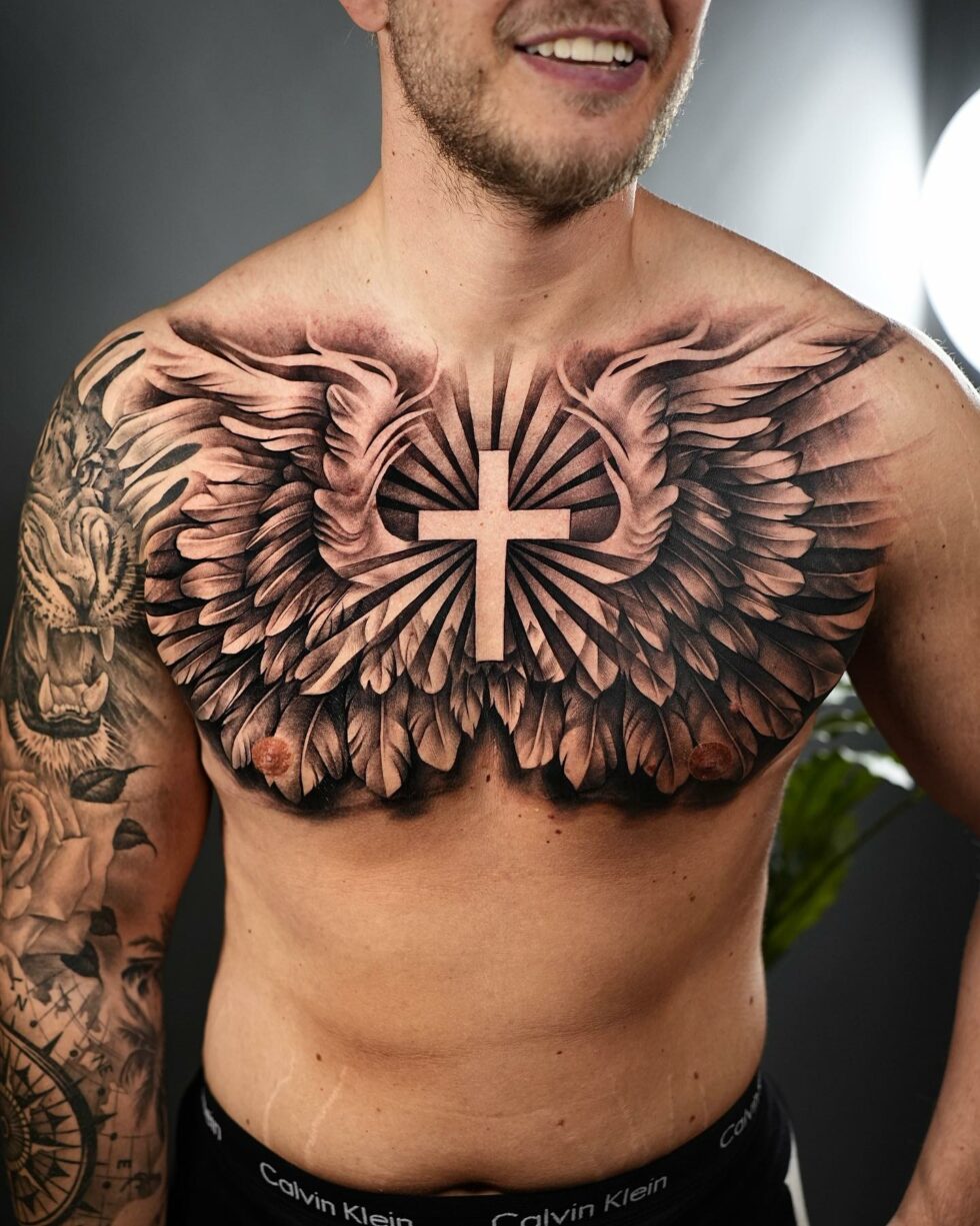 31 Meaningful Cross Tattoo Ideas for Men in 2024