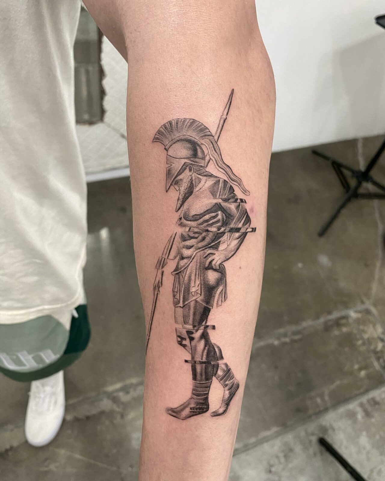 33 Empowering Achilles Tattoo Ideas in 2024