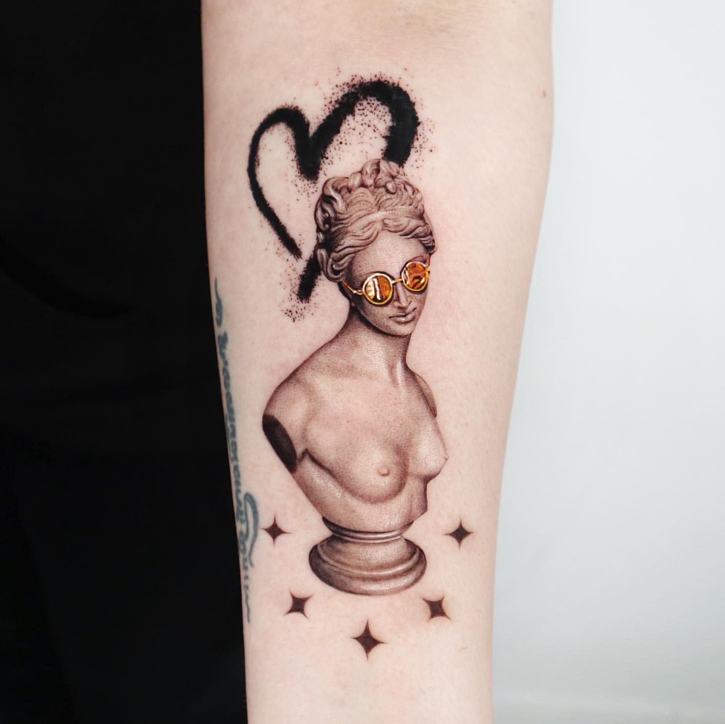 Aphrodite Tattoos 21