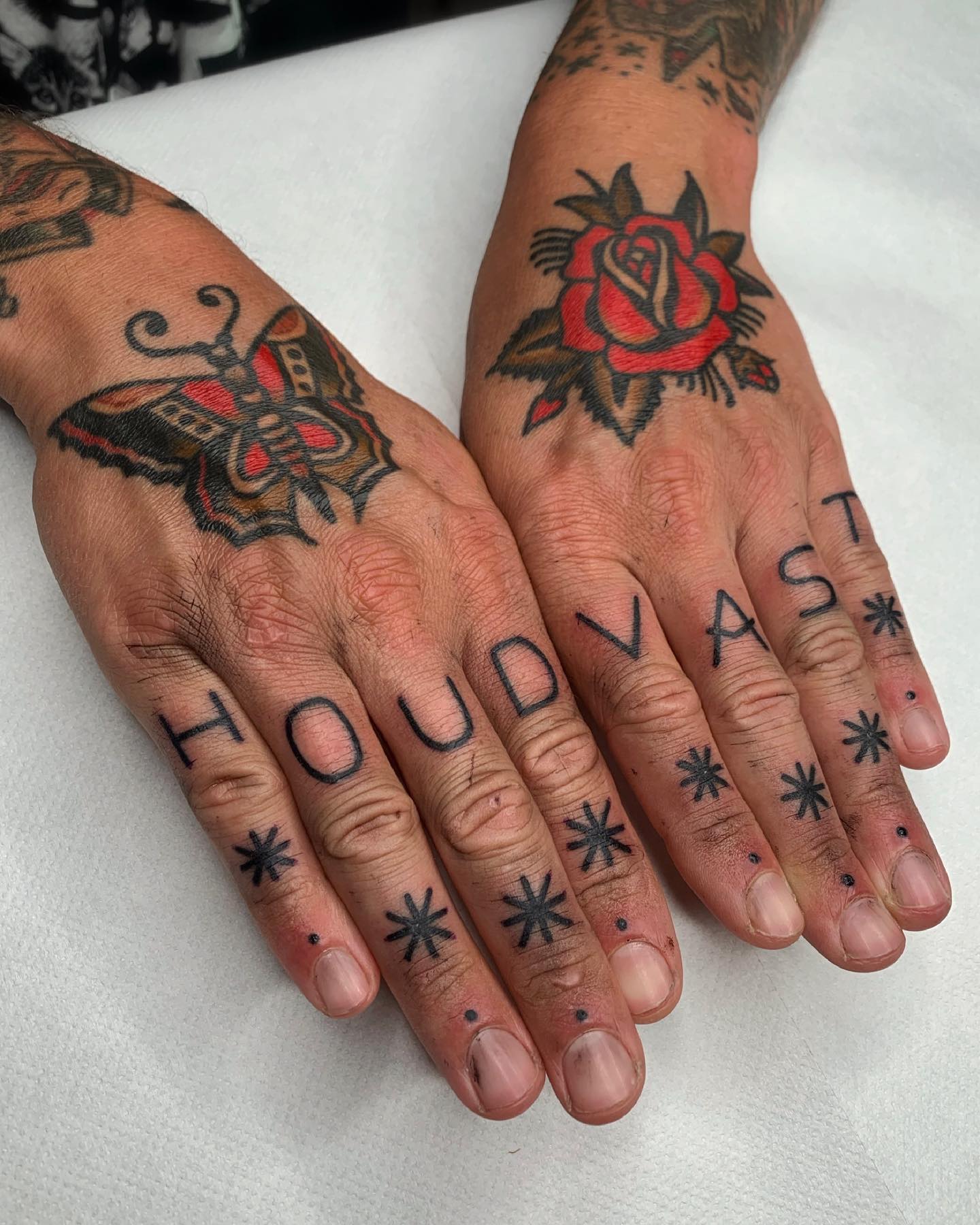 Finger Tattoos for Men 19