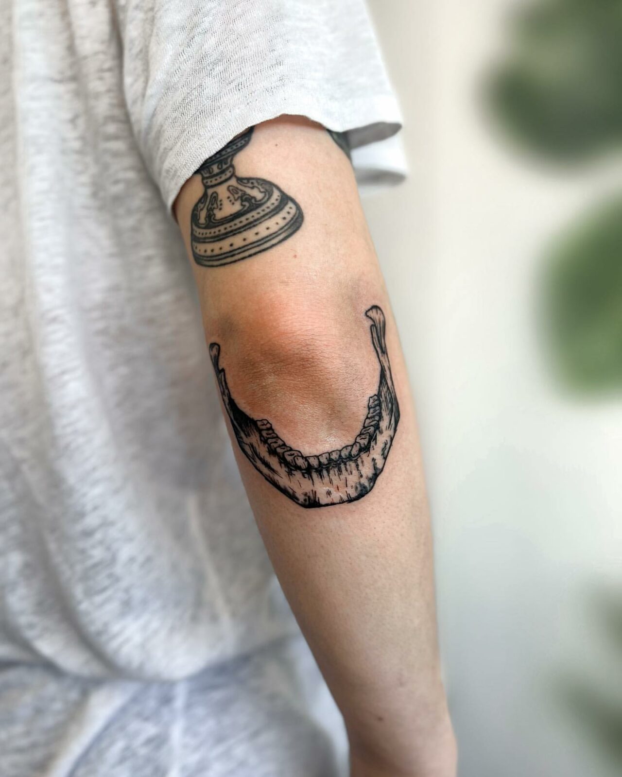 33 Exciting Elbow Tattoos for Men in 2023